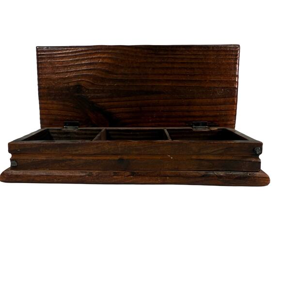 Vintage Wood Jewelry Box Carved Leather Top Roman Guards & Shields Design - Picture 7 of 11